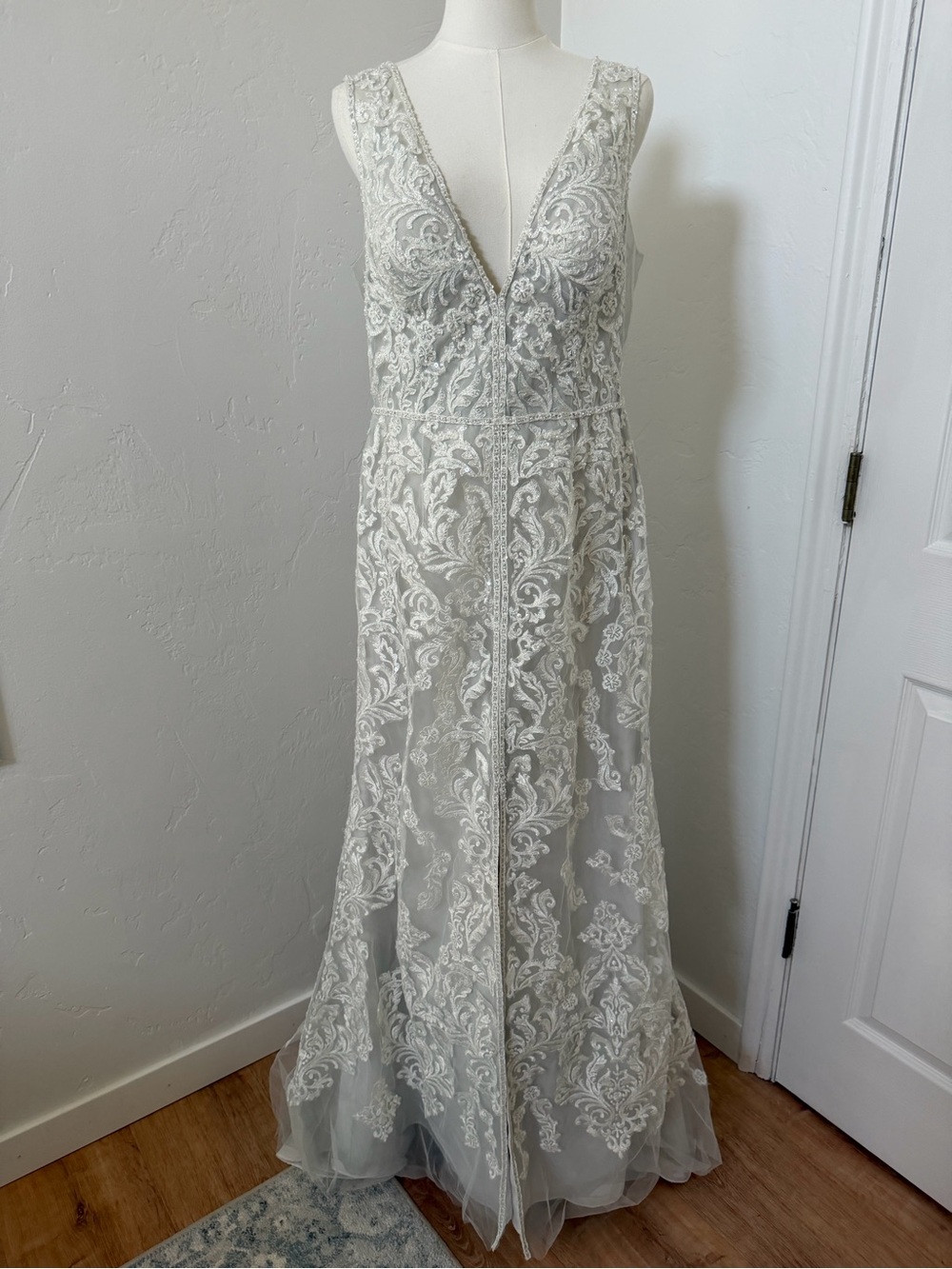 New with Tags! Galina Signature Beaded Lace Wedding Mother of Bride Gown #SWG785